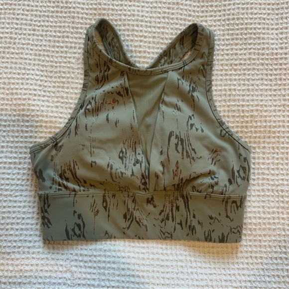 NWOT Halle Berry X Sweaty Betty Athena XS super soft bra green foil print - Picture 7 of 10